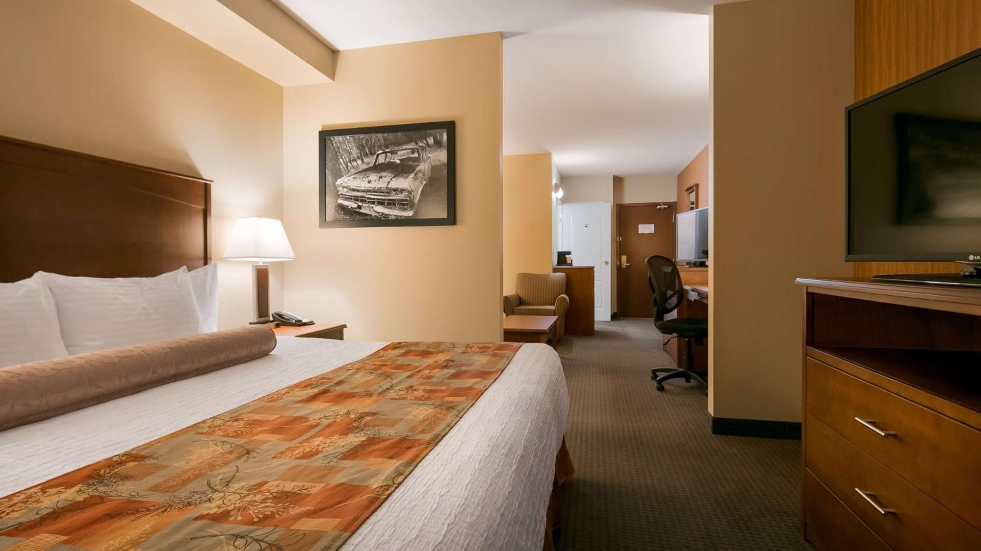 Best Western Plus Service Inn & Suites Lethbridge Exteriör bild